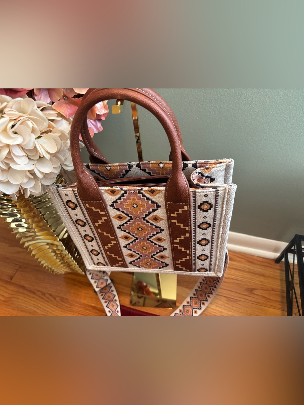 Wrangler Southwestern Print Small Canvas Tote/Crossbody Bag.